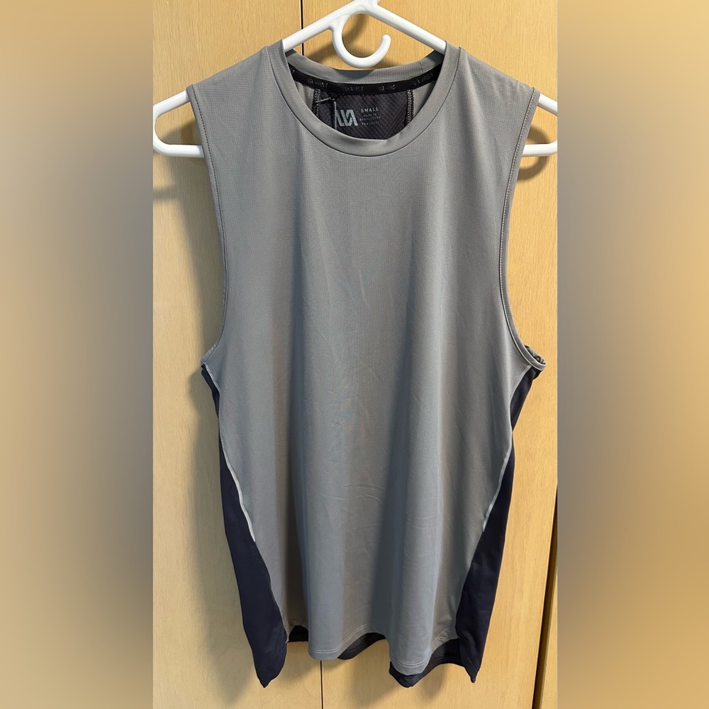 VRST Muscle Tee/Tank Top - NWT
